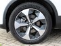 Volvo XC40 2.0 B4 Plus Dark Automaat / All Seasonbanden / Verwarmd voorruit / Trekhaak / Google Navigatie