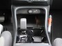 Volvo XC40 2.0 B4 Plus Dark Automaat / All Seasonbanden / Verwarmd voorruit / Trekhaak / Google Navigatie