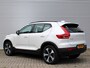Volvo XC40 2.0 B4 Plus Dark Automaat / All Seasonbanden / Verwarmd voorruit / Trekhaak / Google Navigatie