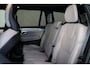 Volvo XC90 T8 Recharge AWD Ultra Dark Exec. Ed. - Luchtvering - Panorama/schuifdak - IntelliSafe Assist & Surround - 360º Camera - Bowers & Wilkins audio - Adaptieve LED koplampen - Verwarmde voorstoelen, stuur & achterbank - Parkeersensoren voor & achter - Elektr. bedienb. voorstoelen met geheugen - Head up display - Draadloze tel. lader - Extra getint glas - 22' LMV
