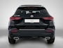 Mercedes-Benz GLA 180 Business Solution AMG | Premium Plus pakket | Nightpakket | Trekhaak | GUARD 360 ° Plus | Panoramaschuifdak | 19” vijf-dubbelspaaks AMG velgen | 360° camera | Warmtewerend, donkergetint glas |