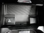 Mercedes-Benz GLA 180 Business Solution AMG | Premium Plus pakket | Nightpakket | Trekhaak | GUARD 360 ° Plus | Panoramaschuifdak | 19” vijf-dubbelspaaks AMG velgen | 360° camera | Warmtewerend, donkergetint glas |
