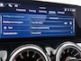 Mercedes-Benz GLA 180 Business Solution AMG | Premium Plus pakket | Nightpakket | Trekhaak | GUARD 360 ° Plus | Panoramaschuifdak | 19” vijf-dubbelspaaks AMG velgen | 360° camera | Warmtewerend, donkergetint glas |