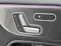 Mercedes-Benz GLA 180 Business Solution AMG | Premium Plus pakket | Nightpakket | Trekhaak | GUARD 360 ° Plus | Panoramaschuifdak | 19” vijf-dubbelspaaks AMG velgen | 360° camera | Warmtewerend, donkergetint glas |