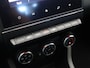 Renault Clio 1.0 TCe Zen | Dealeronderhouden | Parkeersensoren achter | Airco | Navigatie | Apple Carplay & Android Auto |