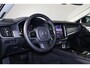 Volvo S90 T8 AWD Core Bright - IntelliSafe Assist & Surround - Harman/Kardon audio - Adaptieve LED koplampen - Parkeercamera achter - Verwarmde voorstoelen, stuur & achterbank - Parkeersensoren voor & achter - Elektr. bedienb. voorstoelen met geheugen - Extra getint glas - 19' LMV