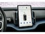 Volvo EX30 Single Motor Extended Range Plus 69 kWh | Stoel en Stuurverwarming | Adaptieve Cruise Control | BLIS | DAB+ | Keyless Entry | Parkeercamera |