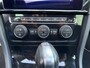 Volkswagen Golf 1.5 TSI Highline Business R | R line | Panoramadak | Dodehoek | Stoel verwarming | Carplay |