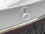 Mercedes-Benz E-klasse 300 e Business Solution AMG | Comfortpakket Plus | Parkeerpakket met 360°-camera | Nightpakket | Winterpakket | Trekhaak | 19-inch vijfspraaks AMG velgen | GUARD 360° | Warmtewerend, donkergetint glas |