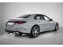 Mercedes-Benz E-klasse 300 e Business Solution AMG | Comfortpakket Plus | Parkeerpakket met 360°-camera | Nightpakket | Winterpakket | Trekhaak | 19-inch vijfspraaks AMG velgen | GUARD 360° | Warmtewerend, donkergetint glas |