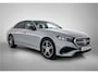 Mercedes-Benz E-klasse 300 e Business Solution AMG | Comfortpakket Plus | Parkeerpakket met 360°-camera | Nightpakket | Winterpakket | Trekhaak | 19-inch vijfspraaks AMG velgen | GUARD 360° | Warmtewerend, donkergetint glas |