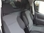 Peugeot Partner GB 120 L1 1.6 BlueHDi 75pk 2-zits Premium AIRCO, Cruise control, Bluetooth, Rechterzijschuifdeur, Vloerplaat, Sidebars