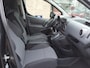 Peugeot Partner GB 120 L1 1.6 BlueHDi 75pk 2-zits Premium AIRCO, Cruise control, Bluetooth, Rechterzijschuifdeur, Vloerplaat, Sidebars