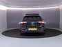 Volkswagen Golf 1.5 eHybrid Life Edition 204 pk Automaat (DSG) | Verlengde garantie | Navigatie via App | Panoramadak | Parkeersensoren (Park assist) | Achteruitrijcamera |