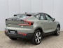 Volvo C40 Recharge Twin Intro Edition 78 kWh | SLECHTS 8.255 km | All Wheel Drive | Elektrisch verstelbare voorstoelen met geheugen | Stoel- & Stuurwielverwarming | Panoramadak | Harman Kardon audio | 19" Lichtmetalen velgen | 360 graden rondomzicht camera