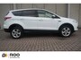 Ford Kuga 1.5 Titanium 4WD automaat, pano-dak,Cruise, winterpack, APK, onderhoudsbeurt gehad.