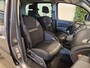 Renault Kangoo Rolstoelauto XXL-ombouw 3+1 met 150cm binnenhoogte incl. lier