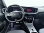 Opel Mokka 1.2 Turbo Hybrid GS / Alcantara / Navigatie / Camera / Parkeersensoren / Stuur -en Stoelverwarmd / Keyless / Carplay / 17'' LMV