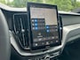 Volvo XC60 2.0 T6 Plug-in hybrid AWD Plus Black Edition | Stoelventilatie | Trekhaak | HU-Display | 360 camera | Pano | Nappa leder |