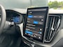 Volvo XC60 2.0 T6 Plug-in hybrid AWD Plus Black Edition | Stoelventilatie | Trekhaak | HU-Display | 360 camera | Pano | Nappa leder |