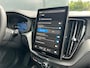 Volvo XC60 2.0 T6 Plug-in hybrid AWD Plus Black Edition | Stoelventilatie | Trekhaak | HU-Display | 360 camera | Pano | Nappa leder |