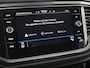 Volkswagen T-Roc 1.5 TSI Sport 150PK DSG/AUTO Trekhaak afneembaar | Cruise control adaptief | Navigatie | Apple carplay Android auto | Airco auto | Draadloze telefoonlader | Parkeersensoren voor/achter | LED | DAB | 16"LMV