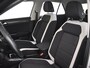 Volkswagen T-Roc 1.5 TSI Sport 150PK DSG/AUTO Trekhaak afneembaar | Cruise control adaptief | Navigatie | Apple carplay Android auto | Airco auto | Draadloze telefoonlader | Parkeersensoren voor/achter | LED | DAB | 16"LMV