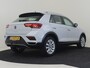 Volkswagen T-Roc 1.5 TSI Sport 150PK DSG/AUTO Trekhaak afneembaar | Cruise control adaptief | Navigatie | Apple carplay Android auto | Airco auto | Draadloze telefoonlader | Parkeersensoren voor/achter | LED | DAB | 16"LMV