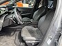 Peugeot 208 Hybrid 145 PK Automaat GT | Alcantara Stoelen met Verwarming en Massage | Full LED Verlichting | Navigatie via Telefoon | Camera | Parkeersensoren | Cruise Control | Keyless Entry | Dakspoiler | DAB+ Radio | Digitaal Dashboard | Apple Carplay Draadloos | Sportieve GT Uitvoering |