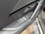 Peugeot 208 Hybrid 145 PK Automaat GT | Alcantara Stoelen met Verwarming en Massage | Full LED Verlichting | Navigatie via Telefoon | Camera | Parkeersensoren | Cruise Control | Keyless Entry | Dakspoiler | DAB+ Radio | Digitaal Dashboard | Apple Carplay Draadloos | Sportieve GT Uitvoering |