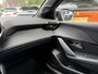 Peugeot 208 Hybrid 145 PK Automaat GT | Alcantara Stoelen met Verwarming en Massage | Full LED Verlichting | Navigatie via Telefoon | Camera | Parkeersensoren | Cruise Control | Keyless Entry | Dakspoiler | DAB+ Radio | Digitaal Dashboard | Apple Carplay Draadloos | Sportieve GT Uitvoering |