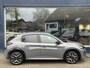 Peugeot 208 Hybrid 145 PK Automaat GT | Alcantara Stoelen met Verwarming en Massage | Full LED Verlichting | Navigatie via Telefoon | Camera | Parkeersensoren | Cruise Control | Keyless Entry | Dakspoiler | DAB+ Radio | Digitaal Dashboard | Apple Carplay Draadloos | Sportieve GT Uitvoering |