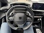 Peugeot 208 Hybrid 145 PK Automaat GT | Alcantara Stoelen met Verwarming en Massage | Full LED Verlichting | Navigatie via Telefoon | Camera | Parkeersensoren | Cruise Control | Keyless Entry | Dakspoiler | DAB+ Radio | Digitaal Dashboard | Apple Carplay Draadloos | Sportieve GT Uitvoering |