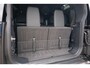 Land Rover Defender 110 3.0 D250 110 X-Dynamic SE 7-Persoons | Stoelverwarming | Trekhaak | Uniek