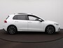 Volkswagen Golf 1.0 eTSI Life Business Automaat - Panoramaschuif-kanteldak - Navigatie - LED - Camera - PDC
