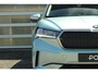 Skoda Enyaq 60 180pk | SoH 95% | Parkeersensoren Voor/ Achter | Camera Achter | Trekhaak | Apple CarPlay/ Android Auto | Navigatie | Cruise Control