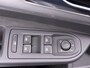 Volkswagen Golf Variant 1.5 TSI Life Business Navigatie - Stoelverwarming - Trekhaak - Camera - ErgoActive bestuurdersstoel - LED