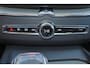Volvo XC60 T6 Plug-in hybrid AWD Plus Dark -  LONG RANGE - Panorama/schuifdak - IntelliSafe Assist & Surround - 360º Camera - Harman/Kardon audio - Adaptieve LED koplampen - Verwarmde voorstoelen, stuur & achterbank - Parkeersensoren voor & achter - Elektr. bedienb. voorstoelen met geheugen - Geventileerd Nappa Leder - Draadloze tel. lader - Extra getint glas - Elektr. inklapbare trekhaak - 20' LMV
