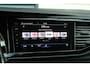 Volkswagen Transporter 2.0 TDI 200pk DSG L2H1 28 Bulli | LED | Adaptieve Cruise Control | Lederen Bekleding | Achteruitrijcamera | Trekhaak | 2x Schuifdeur