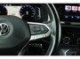 Volkswagen Transporter 2.0 TDI 200pk DSG L2H1 28 Bulli | LED | Adaptieve Cruise Control | Lederen Bekleding | Achteruitrijcamera | Trekhaak | 2x Schuifdeur