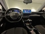 Peugeot 2008 1.2 PureTech Allure Pack | Camera | Trekhaak | Keyless Entry/Start | Navigatie