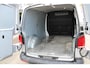 Volkswagen Transporter 6.1 2.0 TDI 110pk L1H1 30 Comfortline Navigatie / Parkeersensoren A./ Cruise control / Verwarmb voorruit / APP