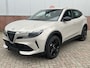 Alfa Romeo Junior 1.2 Turbo 136 PK Ibrida | Carplay | Cruise | LED | Clima | 17"