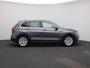 Volkswagen Tiguan 1.5 TSI Comfortline Business 131 PK| Origineel Nederlands | 1e Eigenaar | Navigatie | Trekhaak | Parkeersensoren | Climatronic | Achterklep Elektrisch | Apple Carplay | Android Auto