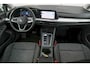 Volkswagen Golf 1.0 eTSI 110pk DSG Life | Navigatie | Achteruitrijcamera | App Connect