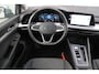 Volkswagen Golf 1.0 eTSI 110pk DSG Life | Navigatie | Achteruitrijcamera | App Connect