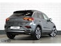 Volkswagen T-Roc 1.5 TSI 3x R-Line | Pano Virtual Camera ACC Keyless CarPlay LED