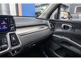 Kia Sorento 1.6 T-GDI Plug-in Hybrid 4WD DynamicLine 7p. | Trekhaak | 7-zitter! | Cruise adaptief | Stoel/stuur verwarming | Camera | Elektrisch verstelbare bestuurdersstoel | Winterset | Achteruitrijcamera | Apple Carplay/Android Auto|telefoonintegratie premium | Cruise control adaptief met Stop&Go en stuurhulp