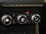 Renault Captur 1.6 E-Tech Plug-in Hybrid Intens 160PK | Automaat | Navigatie | Achteruitrijcamera | Half-Lederen Bekleding | Climate Control | Apple CarPlay & Android Auto