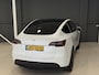 Tesla Model Y Long Range RWD 75 kWh | SOH 92,4% | Hoge instap | 76.841 km |